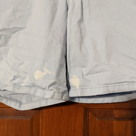 Old Navy Tall Mid-Rise Light Blue Everyday Shorts - Picture 3 of 3